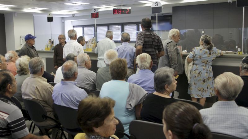 Câmara de JN aprova projeto que exige cadeiras em correspondentes bancários